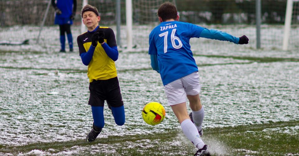 U15: 5 w pierwszej, 7 w drugiej. Olimpic Krak&oacute;w bez szans w meczu na śniegu