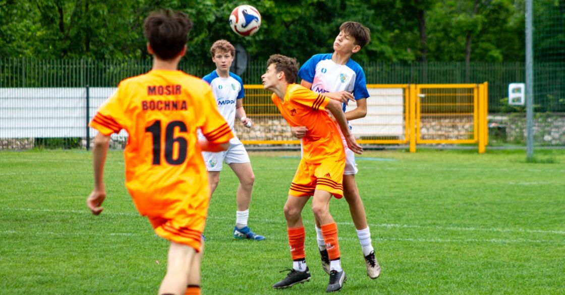 U15 (C1): Ciągłe ataki i trzy punkty