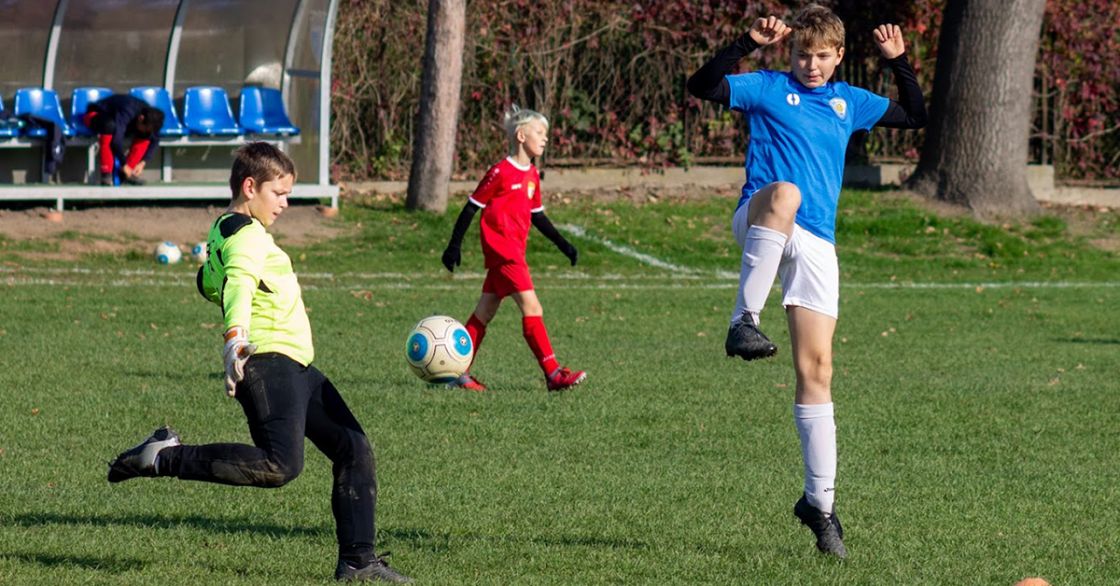 Młodzik starszy na remis