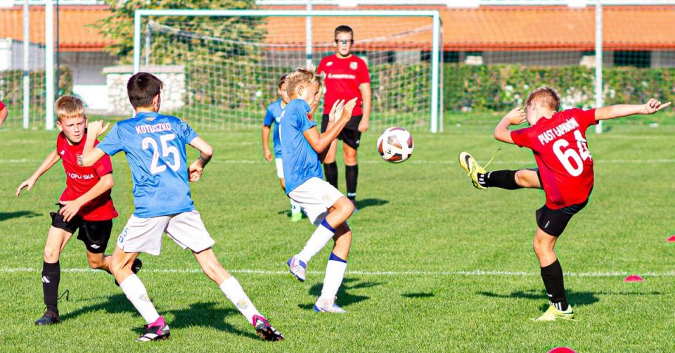 Piast Łapan&oacute;w też pokonany