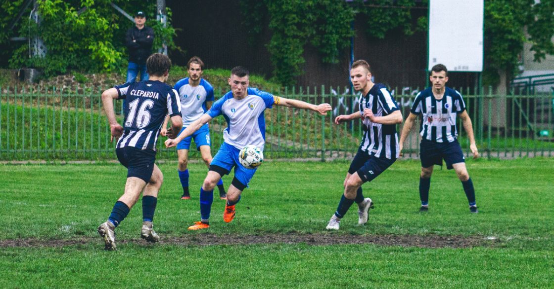 Bez punkt&oacute;w po ciężkiej walce