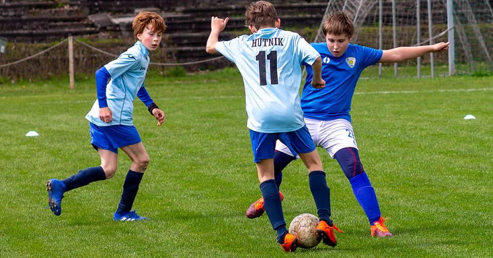 Zwycięstwo młodzik&oacute;w z Hutnikiem IV Krak&oacute;w