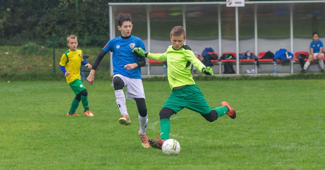 Skromna wygrana młodzika starszego