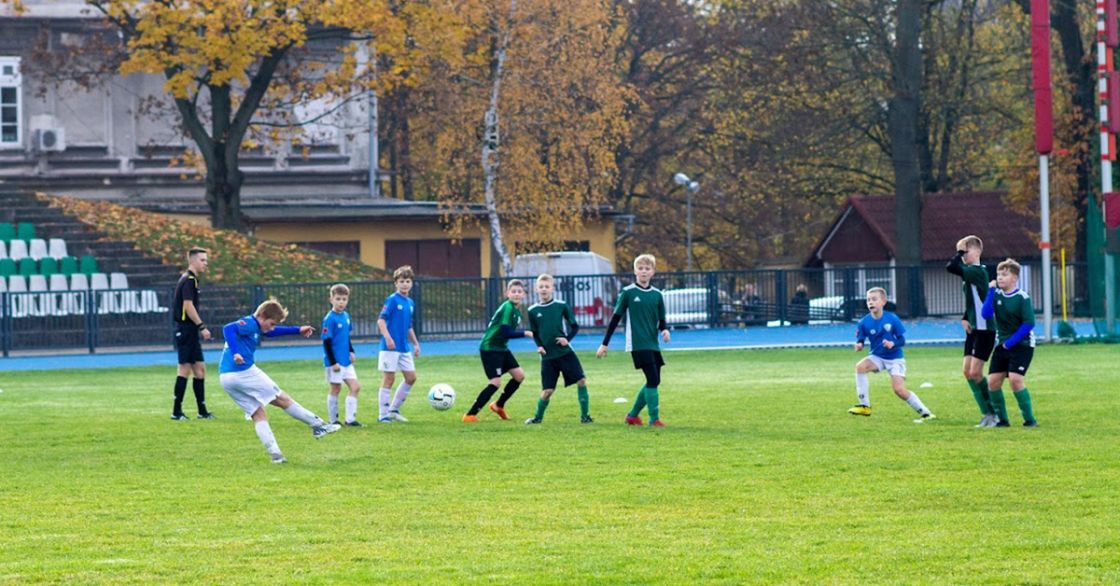 Wawel pokonuje U12. Pierwsza porażka młodzik&oacute;w (D1) w sezonie
