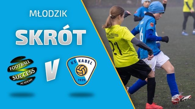MŁODZIK D1 | Skr&oacute;t meczu: Football Succes Academy - Kabel Krak&oacute;w  (08.11.2020)