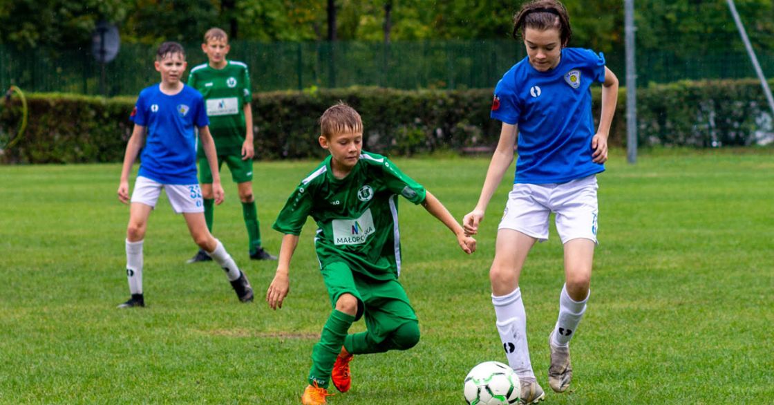 Trudne początki trampkarza młodszego