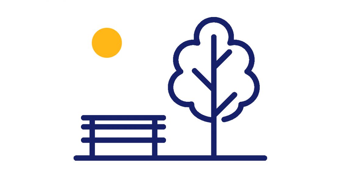 Siedziba klubu w parkowym otoczeniu pełnym zieleni