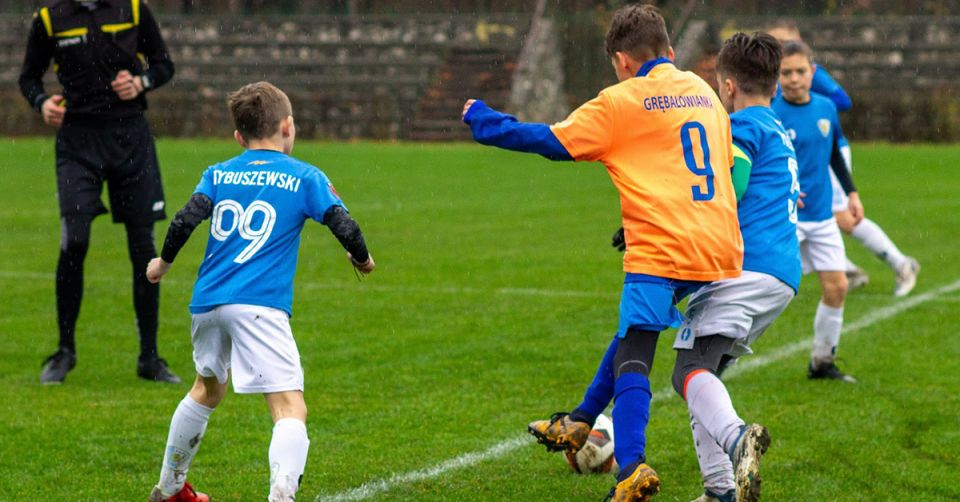 U12 (D1) skromnie pokonuje Grębałowiankę